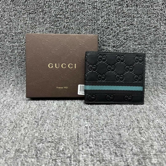 100% Authentic Gucci Leather Wallet 215-111124 - Picture 2 of 11